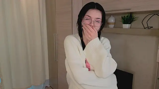 Susan Gardner online show from November 2025 06:13:01 AM