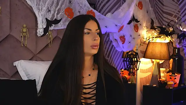 EvaRhea online show from October 2025 03:51:02 AM