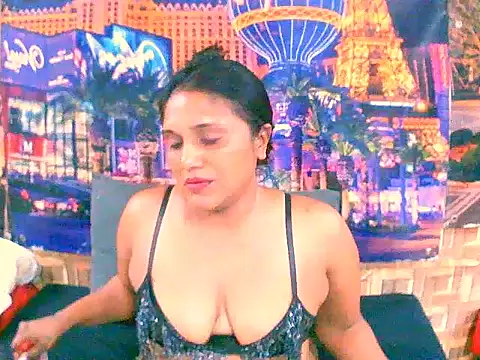 IndianSexyLady4u online show from October 2025 06:27:02 PM