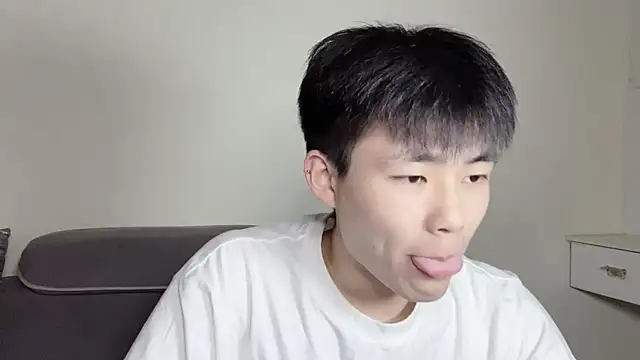 xiaoyang5200 online show from October 2025 02:29:01 PM