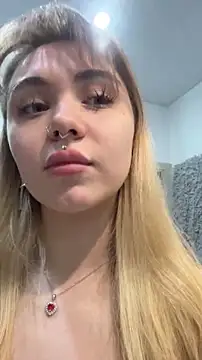 LunaMillie online show from December 2025 10:56:02 AM