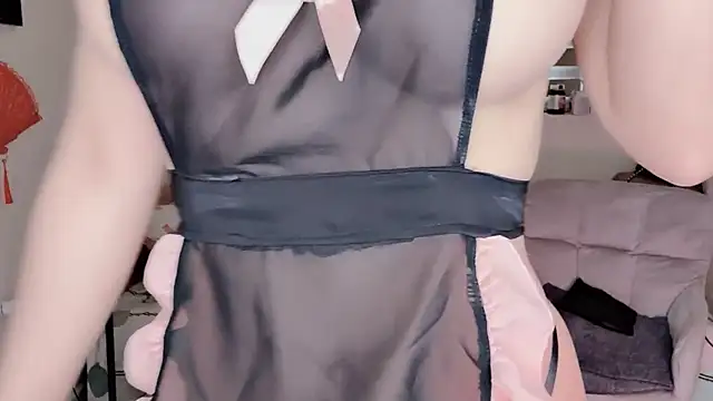 Snapshot of MaiLiiil chatting on October 2025 04:20:02 AM MaiLiiil online show from October 2025 04:20:02 AM