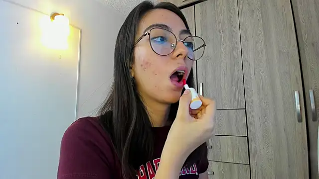 horny adiction online show from March 2026 09:42:01 PM