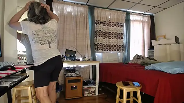 ANALTRAINING4U2 online show from March 2025 05:17:02 PM