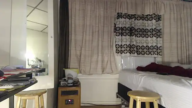 ANALTRAINING4U2 online show from November 2025 04:44:01 AM