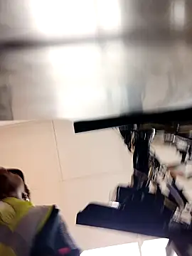 Dropdingo online show from November 2025 11:13:01 PM