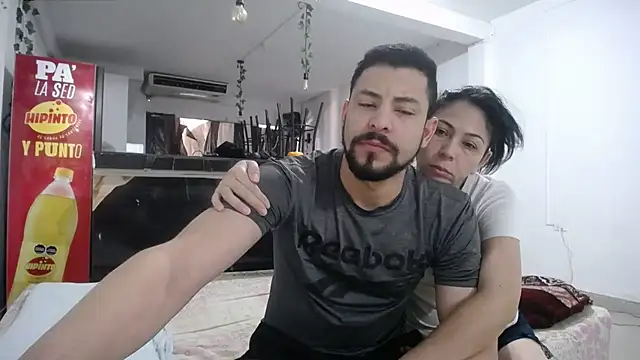 yohacriss online show from September 2025 06:42:01 PM