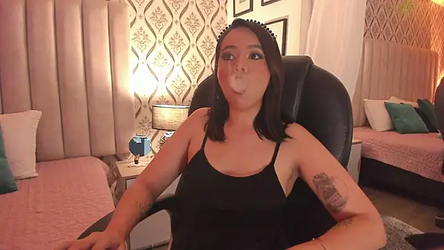 Sky Junne online show from September 2025 04:39:01 PM