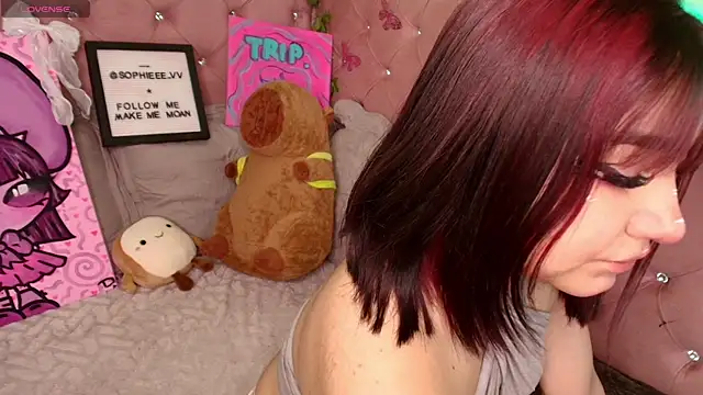 sophiievv online show from October 2025 07:54:02 PM