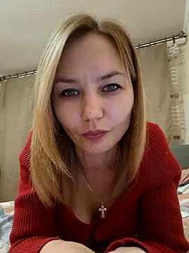 VeroLoverx online show from October 2025 04:18:01 PM