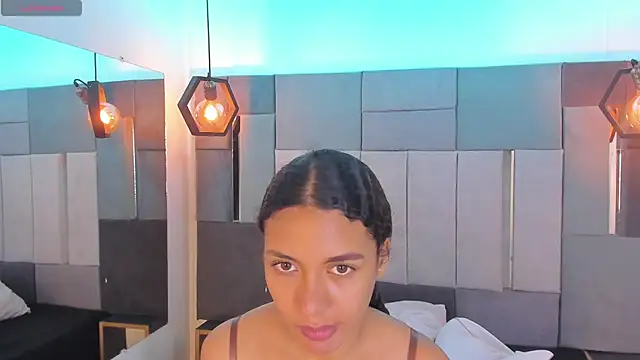 VictoriaDuart online show from February 2026 09:02:01 PM