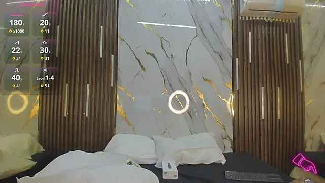 VictoriaDuart online show from April 2026 08:06:02 PM