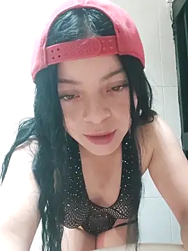 LunaJacobs online show from May 2026 07:34:02 PM