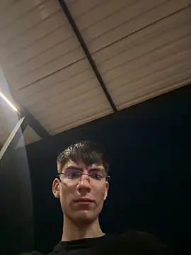 Snapshot of Luck__090 chatting on March 2026 03:12:01 AM Luck 090 online show from March 2026 03:12:01 AM