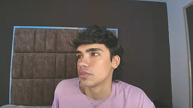 JoeCollins  online show from November 2025 01:19:01 AM