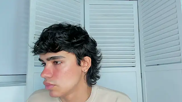 JoeCollins  online show from November 2025 10:54:02 PM