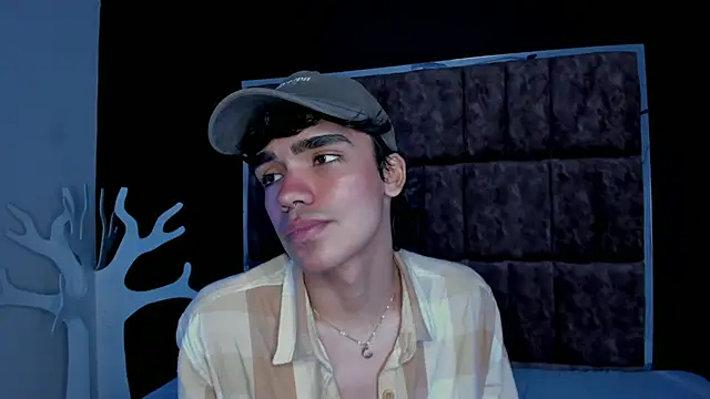 JoeCollins  online show from November 2025 10:47:01 PM