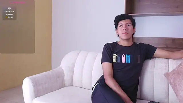 E R O S  online show from September 2025 08:53:02 PM