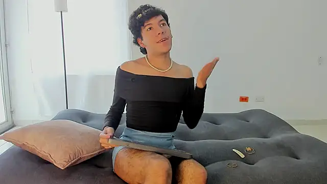 E R O S  online show from October 2025 01:45:02 PM