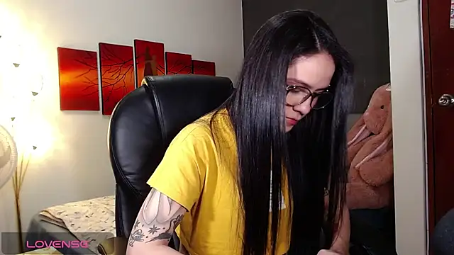 Snapshot of Ashley_olivares chatting on November 2025 01:48:02 AM Ashley olivares online show from November 2025 01:48:02 AM