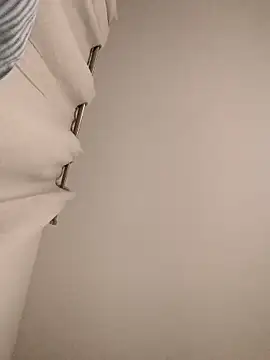 Jadriel23 online show from October 2025 04:32:02 AM