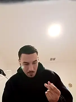 Jadriel23 online show from October 2025 10:32:02 PM