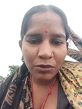 Snapshot of Hot_Seema83 chatting on October 2025 10:08:02 AM Hot Seema83 online show from October 2025 10:08:02 AM