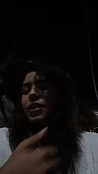 Snapshot of Maricamposs chatting on February 2026 04:53:01 AM Maricamposs online show from February 2026 04:53:01 AM
