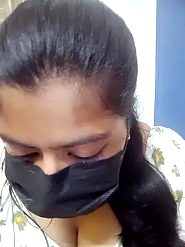 Reshma-Rani online show from October 2025 07:35:02 PM