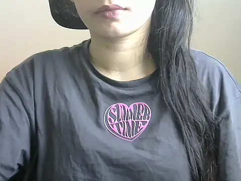 Snapshot of SexyNeylar chatting on November 2025 03:45:02 PM SexyNeylar online show from November 2025 03:45:02 PM