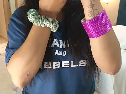 mansi201 online show from September 2025 03:48:02 PM