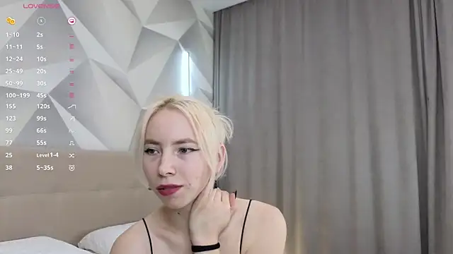 JuliannaWenger online show from December 2025 04:12:02 PM