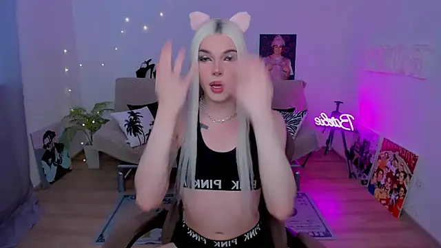 Snapshot of YourTrixie chatting on February 2026 06:12:01 AM YourTrixie online show from February 2026 06:12:01 AM