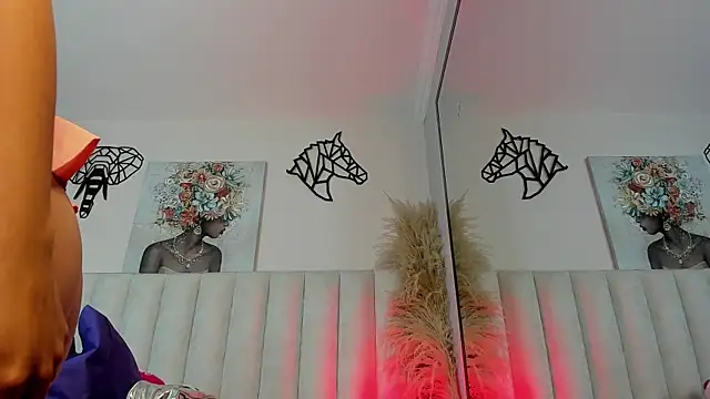 Annie  2 online show from November 2025 12:05:02 PM