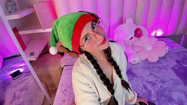 Annie  2 online show from December 2025 03:01:01 AM