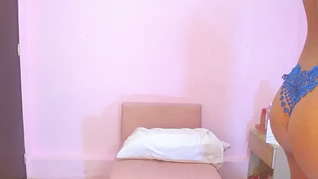 kiity horny  online show from October 2025 01:00:01 PM