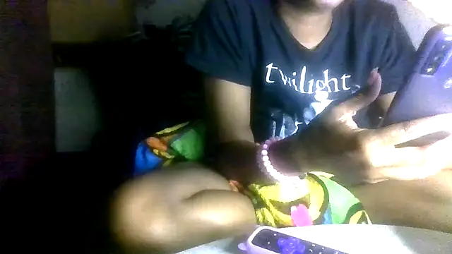 prettymaa online show from November 2025 03:38:01 AM