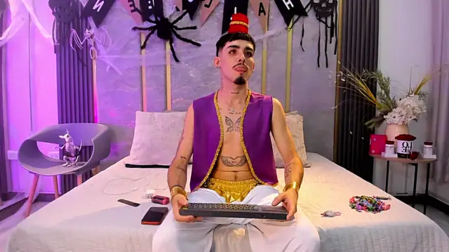 Snapshot of NikoStone_ chatting on October 2025 04:24:02 AM NikoStone online show from October 2025 04:24:02 AM