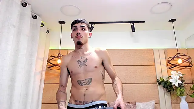 Snapshot of NikoStone_ chatting on November 2025 01:29:01 AM NikoStone online show from November 2025 01:29:01 AM