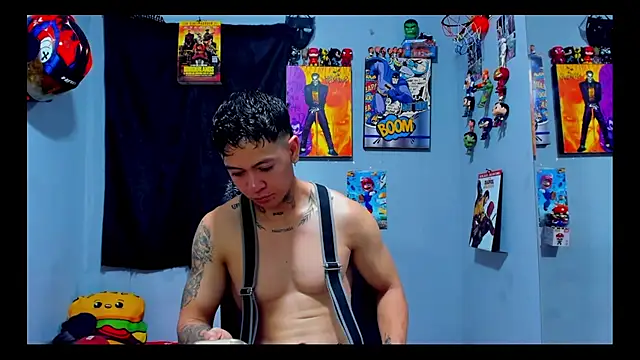 Snapshot of AlamJams chatting on September 2025 05:13:02 PM AlamJams online show from September 2025 05:13:02 PM