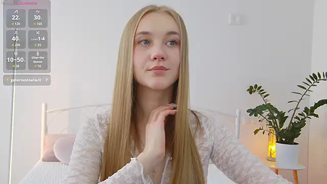 KumiKruz online show from October 2025 01:34:01 PM