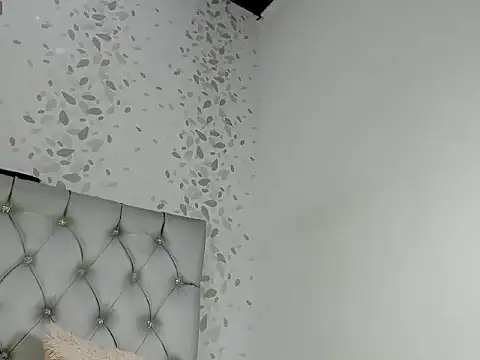 michelle perla online show from September 2025 07:04:02 PM