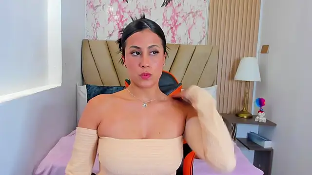 Thais kim online show from July 2026 06:23:01 PM