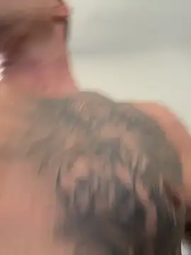 DILFiGuess11 online show from October 2025 05:19:02 PM