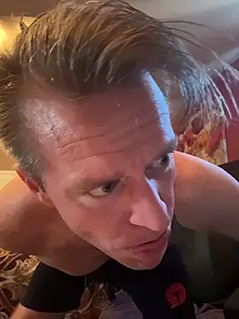 DILFiGuess11 online show from February 2026 01:48:01 PM