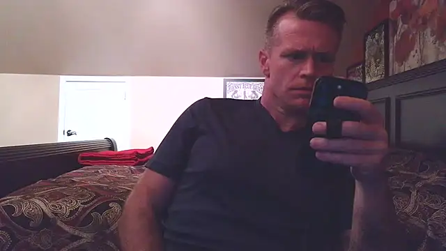 Snapshot of DILFiGuess11 chatting on June 2026 04:23:01 AM DILFiGuess11 online show from June 2026 04:23:01 AM