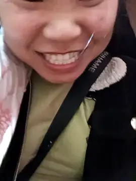 may-squirl online show from November 2025 03:33:01 PM