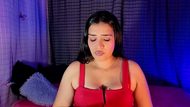 Kayleemorales online show from October 2025 08:03:02 PM