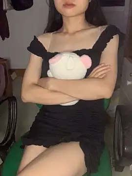  Mon 23 online show from October 2025 08:07:02 PM