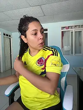 Snapshot of ViolettaMiller_ chatting on September 2025 01:11:02 PM ViolettaMiller online show from September 2025 01:11:02 PM